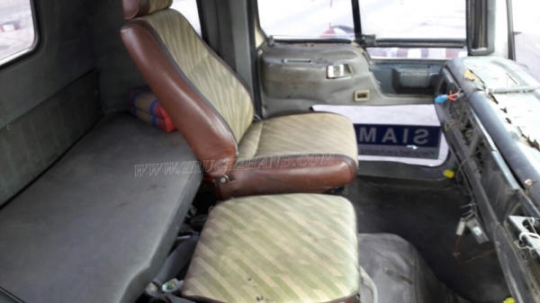 รถหัวลากฮีโน่ FM3MKLA ขนาด 240 แรงม้า ขับเคลื่อน 2 เพลา