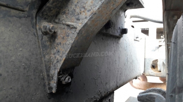 รถหัวลากฮีโน่ FM3MKLA ขนาด 240 แรงม้า ขับเคลื่อน 2 เพลา