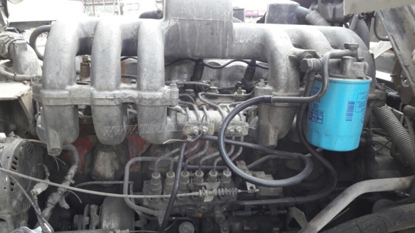 รถหัวลากฮีโน่ FM3MKLA ขนาด 240 แรงม้า ขับเคลื่อน 2 เพลา