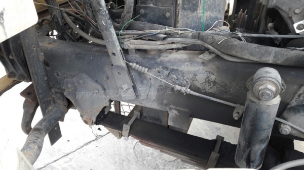 รถหัวลากฮีโน่ FM3MKLA ขนาด 240 แรงม้า ขับเคลื่อน 2 เพลา