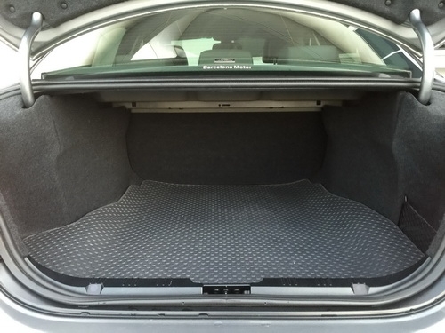 **Bmw 520d ปี08 สีเทา ออฟชั่นครบ ออกศูนย์แท้ เลขไมล์น้อย สวยจัด ไร้ที่ติ**