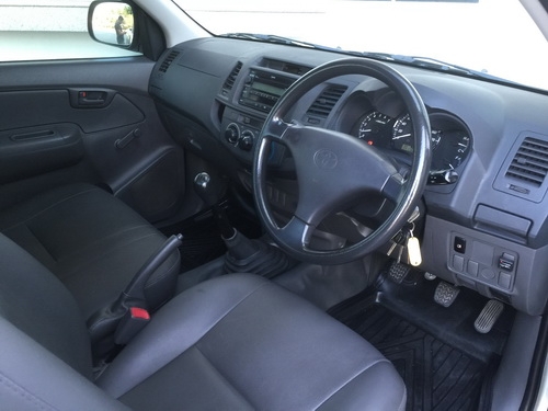 **Vigo Champ ปี13 2.7Jติดแก็สLpg ตอนเดียว วิ่งน้อย พร้อมใช้งาน ราคาเบาๆ**