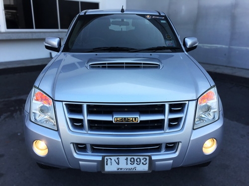 **D-max ปี08 Goldseries 3.0hilander 4ประตู mt  เครื่องVGSแต่งครบ ท็อปสุด สวยสุด ราคาถูกสุด**