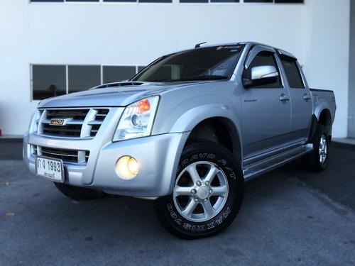 **D-max ปี08 Goldseries 3.0hilander 4ประตู mt  เครื่องVGSแต่งครบ ท็อปสุด สวยสุด ราคาถูกสุด**