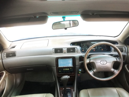 **Camry ปี02 2.2Seg ออโต้ สีบรอนซ์เงิน ติดlpgหัวฉีด ไม่มีชน เหล็กแข็ง  ตัวถังบาง ราคาไม่ควรพลาด**