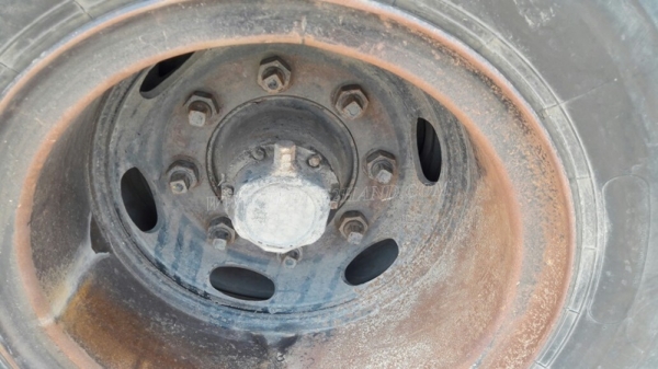 หางพื่นเรียบ   มีเล่มทะเบียน ยาว 12.20 เมตร