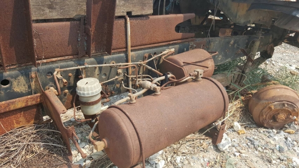 ขาย คัสซีไอ้หลง FN527M-A พร้อมเล่มทะเบียนแจ้ง ม.89 ตามสภาพไม่มีเครื่องเกียร์ ชุดเพลาข้างและเพลาขับมีครบ ราคาต่อรองได้ครับ