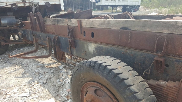 ขาย คัสซีไอ้หลง FN527M-A พร้อมเล่มทะเบียนแจ้ง ม.89 ตามสภาพไม่มีเครื่องเกียร์ ชุดเพลาข้างและเพลาขับมีครบ ราคาต่อรองได้ครับ