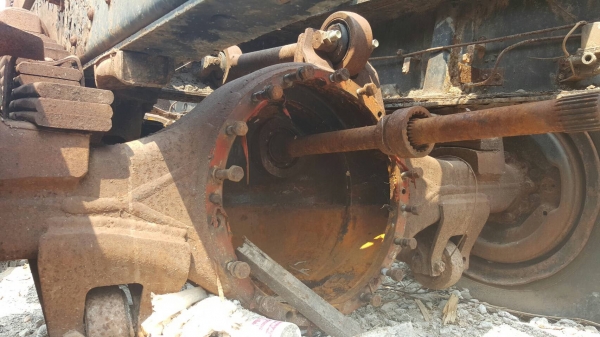 ขาย คัสซีไอ้หลง FN527M-A พร้อมเล่มทะเบียนแจ้ง ม.89 ตามสภาพไม่มีเครื่องเกียร์ ชุดเพลาข้างและเพลาขับมีครบ ราคาต่อรองได้ครับ