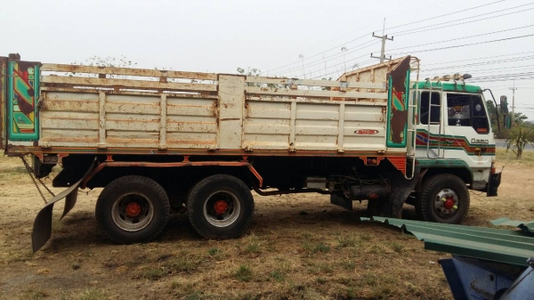 สิบล้อ มิตซู ไอ้หลง FN527 TF 39&times;&times; 220โบว์ ดั้ม 2เพา เบรคเกียร์ใหญ่10สปีส สภาพดีเดิมๆพร้อมใช้งาน ทะเบียนพร้อมโอน