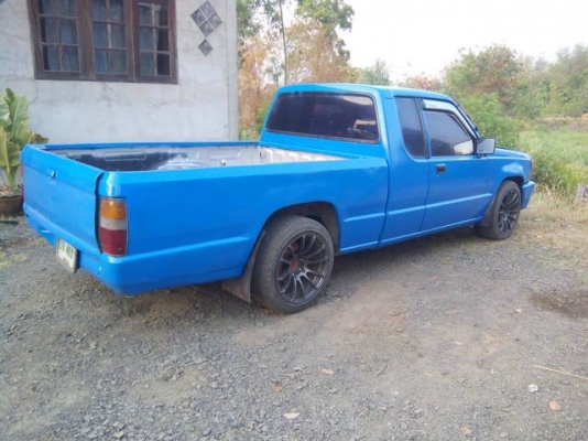 aerobody ปี 95 เครื่องดีพร้อมใช้ ภาษีเต็ม ตามสภาพแชสซีสวย แม็กโชกุล 17" aerobody ปี 95 เครื่องดีพร้อมใช้ ภาษีเต็ม ตามสภาพแชสซีสวย แม็กโชกุล 17"