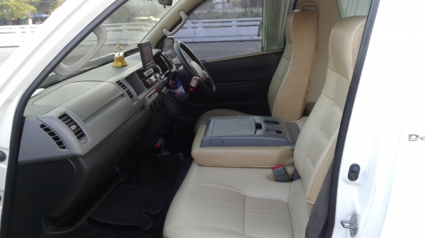 ขายรถตู้ปี2006 รถบ้านเจ้าของขายเอง เครื่อง ดีเชล2500 เครื่องเสียงเต็ม แอบัส 087-8978289 ขายรถตู้ปี2006 รถบ้านเจ้าของขายเอง เครื่อง ดีเชล2500 เครื่องเสียงเต็ม แอบัส 087-8978289