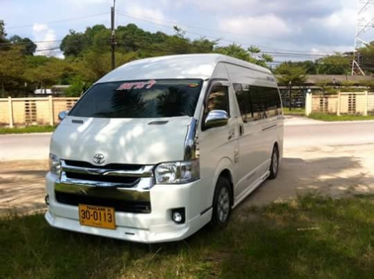 ขายรถตู้ปี2006 รถบ้านเจ้าของขายเอง เครื่อง ดีเชล2500 เครื่องเสียงเต็ม แอบัส 087-8978289