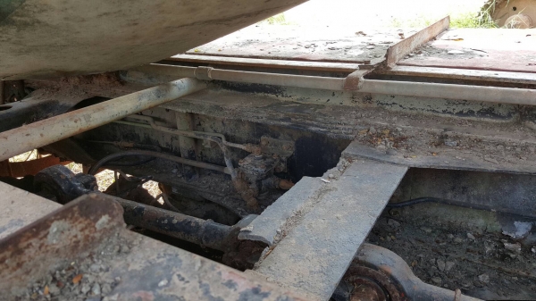 ขาย รถโม่ปูน 5 คิว HINO ZM ไม่มีทะเบียน หัวเก๋ง UD ช่วงล่างเบรคแห้ง เครื่อง EK100 260 แรงม้า(ไม่มีปั้มดีเซล) คัสซีสวยตลอดเส้น ราคาต่อรองได้ครับ