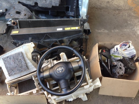 ขายอะไหล่รถโตโยต้าวิช wish ทุกชิ้นครับ ลองโทรมาสอบถามได้ครับ ราคาตั้งแต่10-1000 บาทครับ