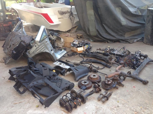 ขายอะไหล่รถโตโยต้าวิช wish ทุกชิ้นครับ ลองโทรมาสอบถามได้ครับ ราคาตั้งแต่10-1000 บาทครับ