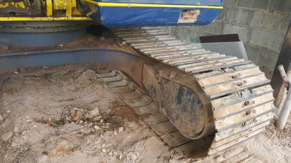 ขายรถแบ็คโคโกเบล sk120รุ่น3มาร์คทรี เก่านอกเอกสารใบอินวอย พร้อมใช้งานไฟฟ้าครบ ขายรถแบ็คโคโกเบล sk120รุ่น3มาร์คทรี เก่านอกเอกสารใบอินวอย พร้อมใช้งานไฟฟ้าครบ