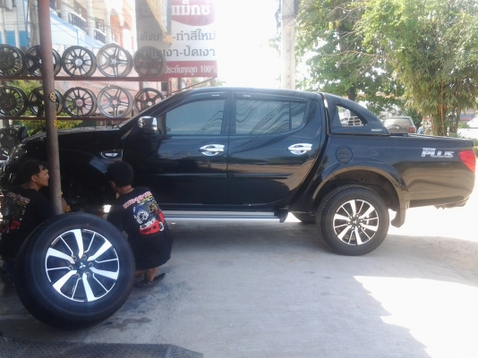 นิวPajaro sport ขอบ18 พร้อมยางถอดป้ายแดง