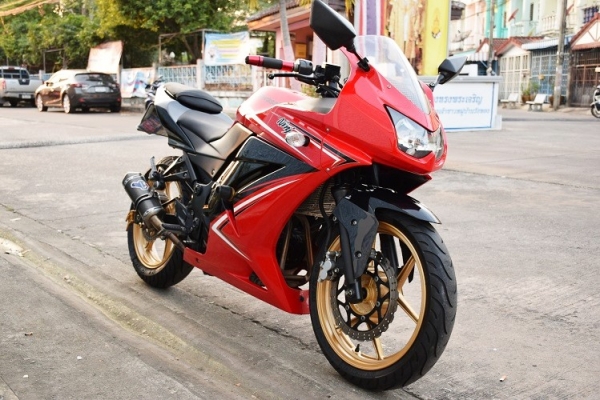 Ninja250 2012  รถบ้านแท้มือเดียว  เล่มชุดโอนครบ ของแต่งแน่น