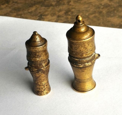 เต้าปูนสองพี่น้อง เนื้อทองเหลืองโบราณ ของเก่าของโบราณควรค่าแก่การสะสม