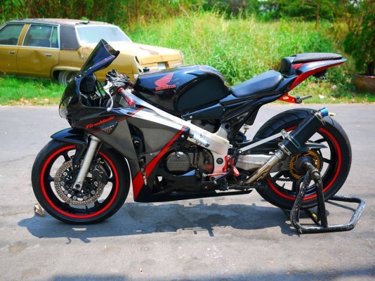 ขาย Honda VFR Nc30 พร้อมทะเบียนแท้ เครื่องสดๆรถทำสเต็ปแรงมาแล้ว สภาพจริงสวยมาก