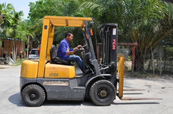 ขายFORKLIFT TCM FG20(2ตัน) เสา3เมตร สวยเดิมจากญี่ปุ่น ยังไม่เคยใช้ในไทย 139,000เท่านั้น!!