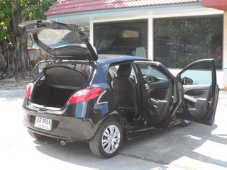 MAZDA 2 1.5 AUTO ปี 2010 รถบ้านแท้เจ้าของเดียว จัดไฟได้ T.086-527-9533