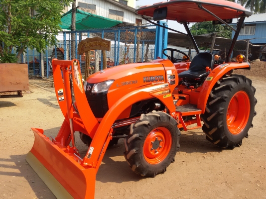 ปัญญาแทรคเตอร์..จัดมาให้ครับ ด่วน!!!คูโบต้า L3608 พร้อมใบมีดคานบนSD160และโรตาลี่RX163สภาพพร้อมใช้