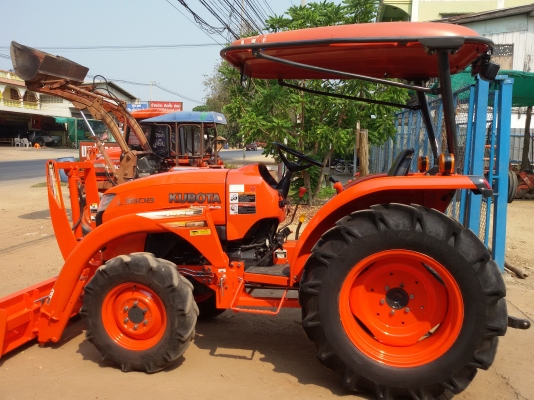 ปัญญาแทรคเตอร์..จัดมาให้ครับ ด่วน!!!คูโบต้า L3608 พร้อมใบมีดคานบนSD160และโรตาลี่RX163สภาพพร้อมใช้