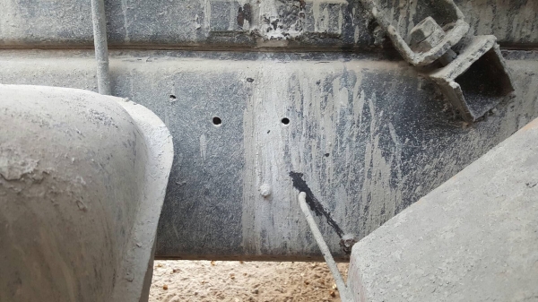 ขาย รถโม่ปูน โม่ตรง 5 คิว HINO FL176 ช่วงล่างใหญ่ 2 เพลา เครื่อง HO7C 180 แรงม้า คัสซีสวยตลอดเส้น สโลว์กลาง พวงมาลัยพาวเวอร์ ทะเบียนครบ ราคาต่อรองได้ครับ ขาย รถโม่ปูน โม่ตรง 5 คิว HINO FL176 ช่วงล่างใหญ่ 2 เพลา เครื่อง HO7C 180 แรงม้า คัสซีสวยตลอดเส้น สโลว์กลาง พวงมาลัยพาวเวอร์ ทะเบียนครบ ราคาต่อรองได้ครับ