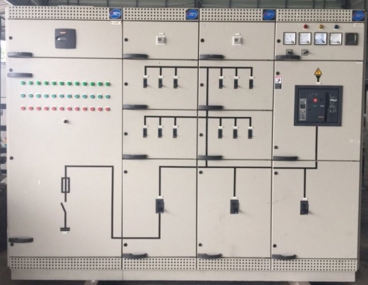 ขายตู้ Mdb main air circuit breaker Merlin Gerin 1,250A  ใช้กับหม้อแปลงขนาด 800 kva  breaker ย่อยของ Merlin Gerin 15 ตัว 630A-1 400A-2 250A-2 200A-3 160A-2 100A-5 พร้อม Cap bank 12 step  สภาพดีพร้อมใช้งานครับ สนใจติดต่อได้ที่ K.Pipat  Mobile:098-2641749 I