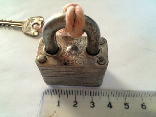 ขายแม่กุญแจMASTER Made in usa.ขนาดเล็กงานเก่าเก็บแข็งแรงทนทาน ขายแม่กุญแจMASTER Made in usa.ขนาดเล็กงานเก่าเก็บแข็งแรงทนทาน