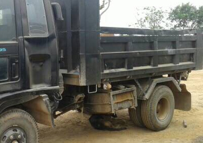 **590,000 บ.ต่อรอง/// 6ล้อดั้มดิน ISUZU ROCKY FRR-195 พาวเวอร์/ทริฟฟี่ Fหน้า-หลัง คัสซีดี มีดามช่วงคอนิดหน่อย ดั้ม5ตัน3.60ม.ยิงหน้า ยาง8.25/16 สภาพ70\% ภาษีเต็ม เล่มฯ ครบ ขายตามสภาพ พร้อมใช้งาน **ขาย ISUZU ROCKY FRR-195HP 6ล้อดั้มดิน5คิว สภาพดี ใช้งานวิ่งง