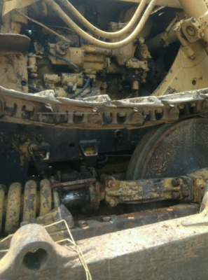 รถแทรกเตอร์ CAT D4D