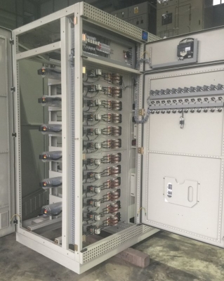 ขายตู้ Mdb main air circuit breaker Merlin Gerin 2,500A ใช้กับหม้อแปลงขนาด 1,500 kva breaker ย่อยของ Merlin Gerin 15 ตัว 630A-2 400A-3 250A-1 160A-4 125A-3 100A-2 พร้อม Cap bank 12 step สภาพดีพร้อมใช้งานครับ สนใจติดต่อได้ที่ K.Pipat Mobile:098-2641749 ขายตู้ Mdb main air circuit breaker Merlin Gerin 2,500A ใช้กับหม้อแปลงขนาด 1,500 kva breaker ย่อยของ Merlin Gerin 15 ตัว 630A-2 400A-3 250A-1 160A-4 125A-3 100A-2 พร้อม Cap bank 12 step สภาพดีพร้อมใช้งานครับ สนใจติดต่อได้ที่ K.Pipat Mobile:098-2641749