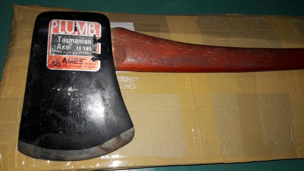 ขายขวานพลัมเมกางานใหม่เก่าเก็บ PLUMB AXE Tasmanian Made in USA.