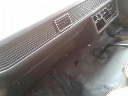 ไอ้หลง 527 สวย ๆ เดิมมากๆ เฟอร์ครบ ภายในสวยมาก พร้อมใช้ ไอ้หลง 527 สวย ๆ เดิมมากๆ เฟอร์ครบ ภายในสวยมาก พร้อมใช้