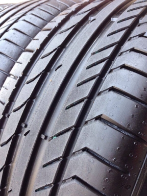 ยาง Continental 215-45-17 made in GERMANY ปี 15ครบชุด 4 เส้น 4000 ยางลงสนามรอบเดียวยางสวยๆไม่มีปะไม่บวมดอกเต็มๆยางเหลือเยอะวิ่งใด้อีกนานค่ะ