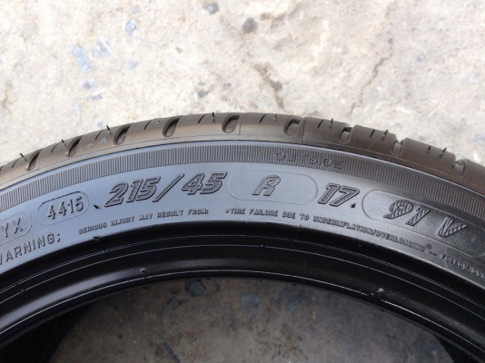 ยาง MICHELIN 215-45-17 ปี 15 ครบชุด 4 เส้น 4000 ยางลงสนามรอบเดียวยางสวยๆไม่มีปะไม่บวมดอกเต็มๆยางเหลือเยอะวิ่งใด้อีกนานค่ะ