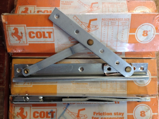 ขายวิสโก้หน้าต่างตราม้าCOLTงานเก่าเก็บแพ็ค2ตัว