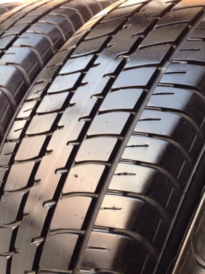 ยาง DUNLOP 185-60-15 ปี 15 ครบชุด 4 เส้น 3000 สภาพสวยๆดอกยางนิ่มๆไม่บวมเอาไปวิ่งกันยาวๆราคาเบาๆค่ะ