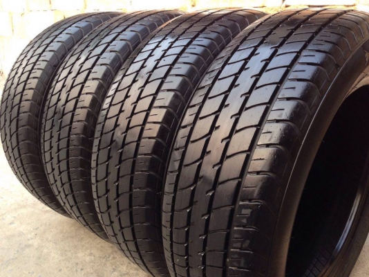 ยาง DUNLOP 185-60-15 ปี 15 ครบชุด 4 เส้น 3000 สภาพสวยๆดอกยางนิ่มๆไม่บวมเอาไปวิ่งกันยาวๆราคาเบาๆค่ะ