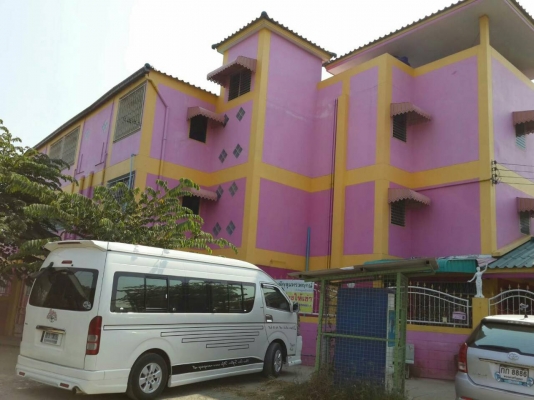 ขายหอพัก ขนาด 30 ห้อง  อ.อุทัย จ.พระนครศรีอยุธยา 1 งาน 4 วา