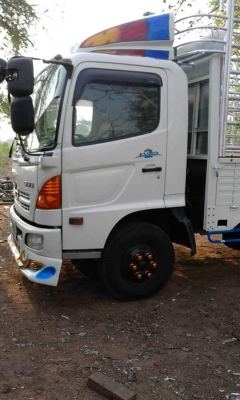 ขาย6ล้อhino เมก้าเครื่อง 150 ปี47 ยาว5.5 เมตร สภาพนางฟ้า