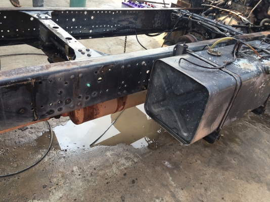 ** ราคา 450,000**รถห้าง ISUZU NQR หัวกาตูน เครื่อง(เทอร์โบ)เกียร์ แคชซีใหญ่ตลอดเส้นไม่เรียวปลายยาว5.60 เมตร สวย ** ราคา 450,000**รถห้าง ISUZU NQR หัวกาตูน เครื่อง(เทอร์โบ)เกียร์ แคชซีใหญ่ตลอดเส้นไม่เรียวปลายยาว5.60 เมตร สวย