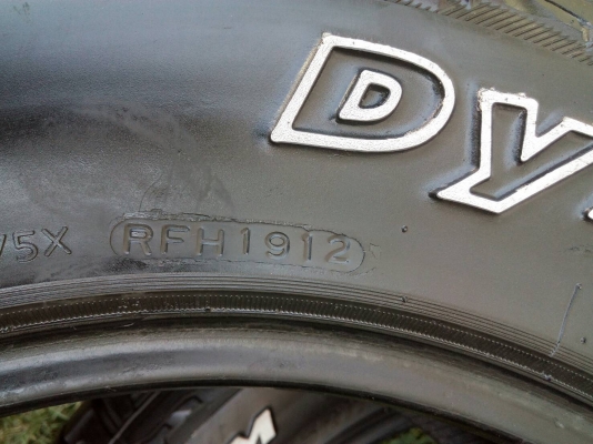 265/65R17 HANKOOK DYNAPRO AT-M มี 3 เส้น tel.081-427-3941 ไอดีไลน์ 0814273941 265/65R17 HANKOOK DYNAPRO AT-M มี 3 เส้น tel.081-427-3941 ไอดีไลน์ 0814273941