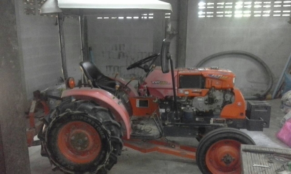 Kobota140เครื่องดีเกียรดีราคาพร้อมใช้