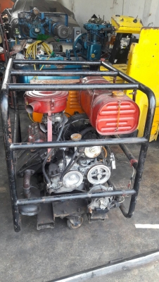 ตู้เชื่อมสนาม เบนซิน2สูบ นำเข้าจากญี่ปุ่น