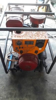 ตู้เชื่อมสนาม เบนซิน2สูบ นำเข้าจากญี่ปุ่น