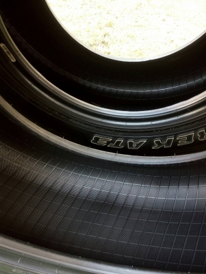 265/70R16 DUNLOP GRANDTREK  A/T3  ตัวหนังสือขาว ปีใหม่ 2015 ไม่มีปะ  มี 2 เส้น tel.081-427-3941 ไอดีไลน์ 0814273941